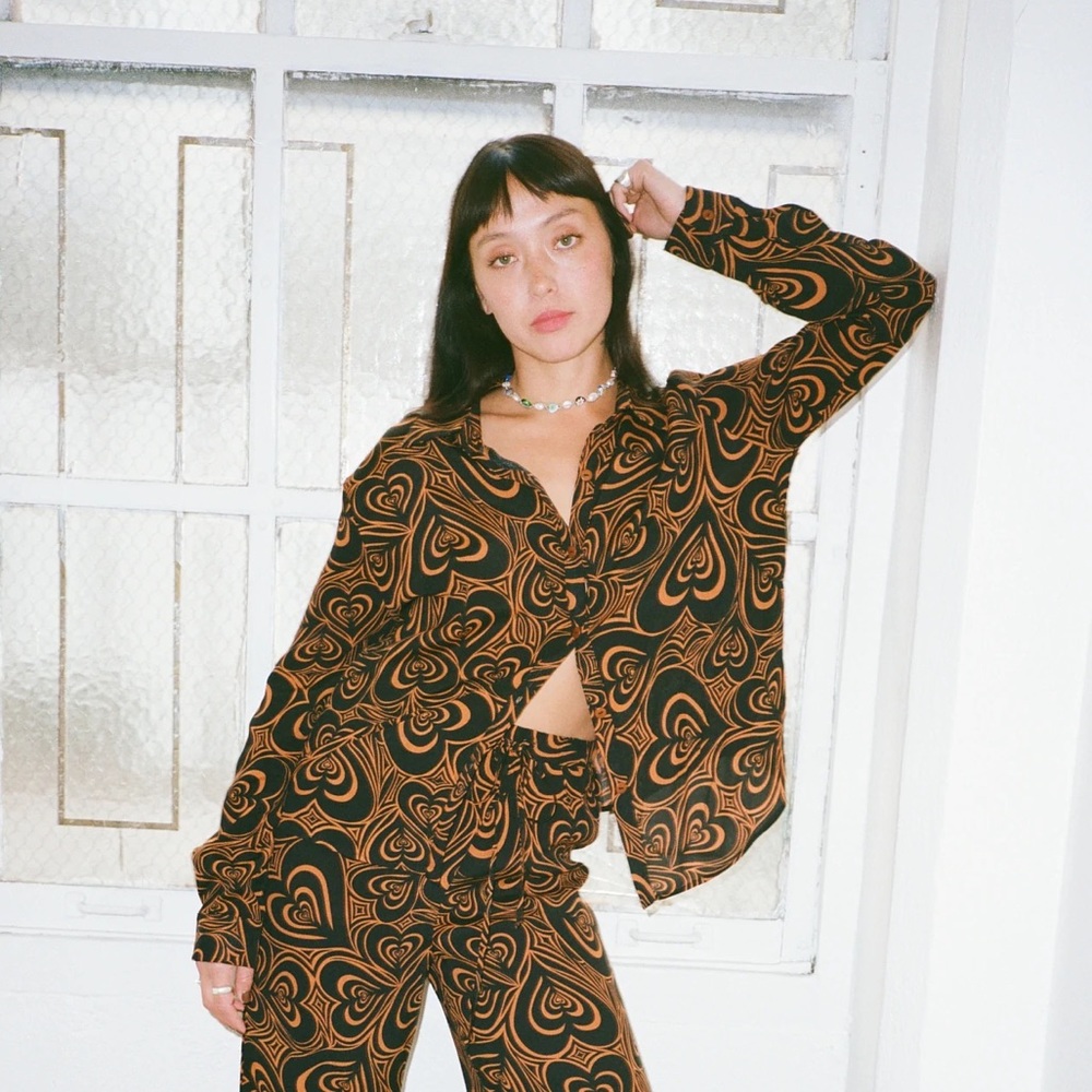 Lisa Says Gah Wild Hearts Brown Shirt